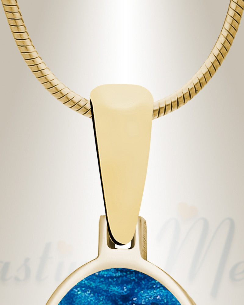 Oval 14K Gold Picture Pendant With Saxe Ashes