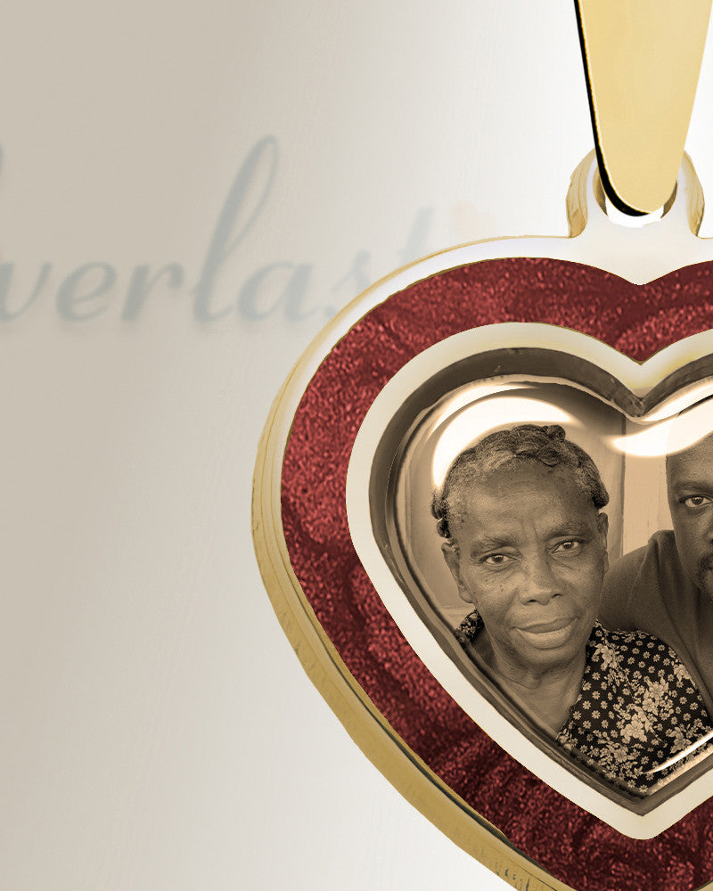 Heart 14K Gold Picture Pendant With Aquamarine Ashes