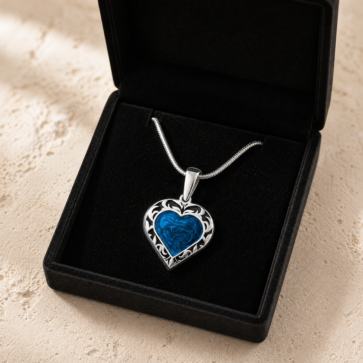Silver Artistic Heart Ash Resin Jewelry
