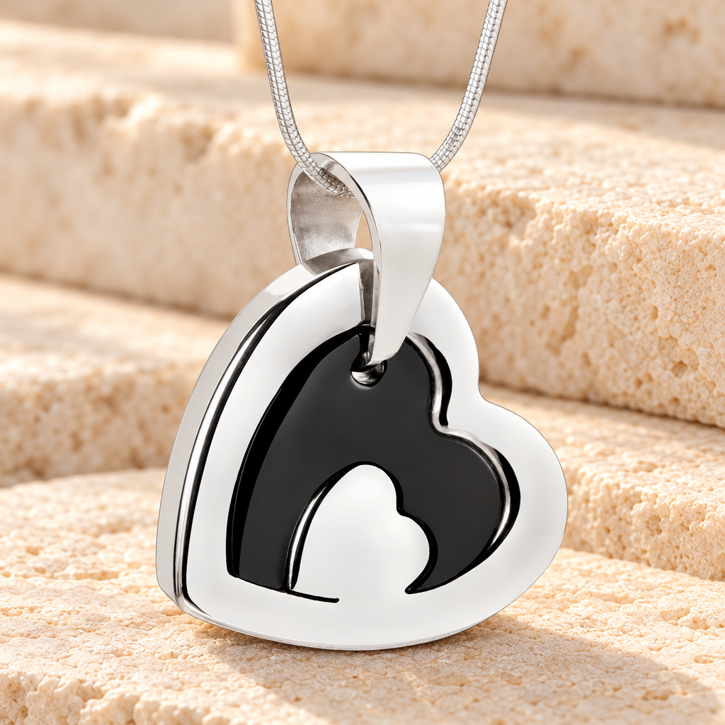 Honesty Heart Necklace Urn — main — evr1504