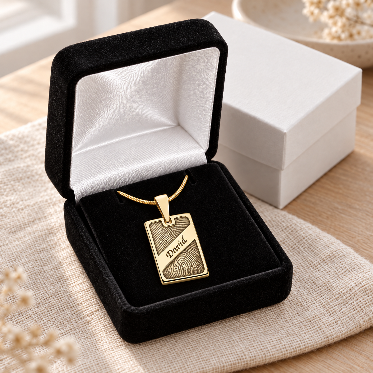 Solid 14k Gold Memorial Rectangle Fingerprint Necklace — gift box — evr4834kg