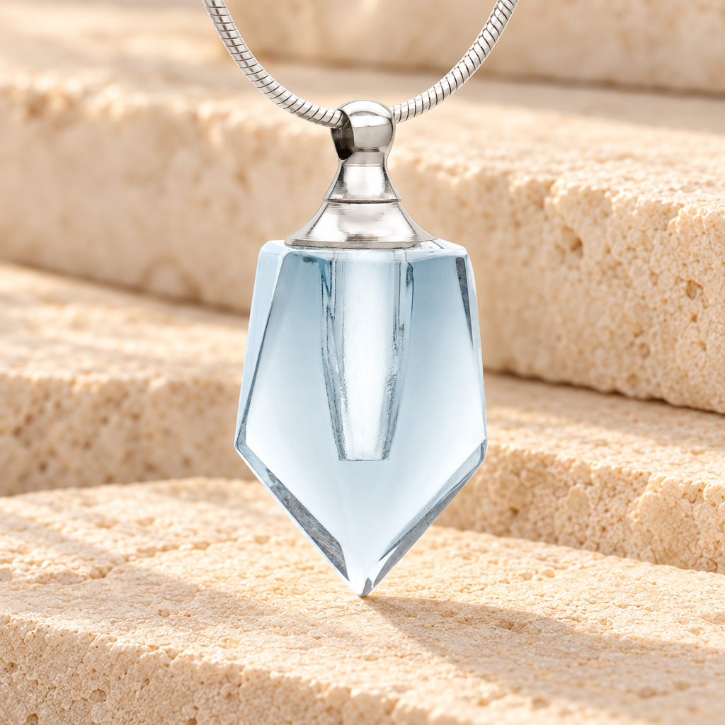 Glass Locket Clear Dedicated Cremains Jewelry — main — evr2098