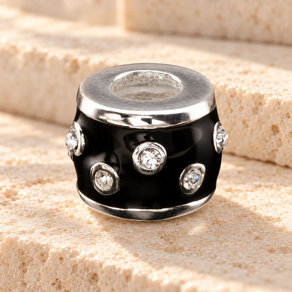 Refined Charm — main — evr6531