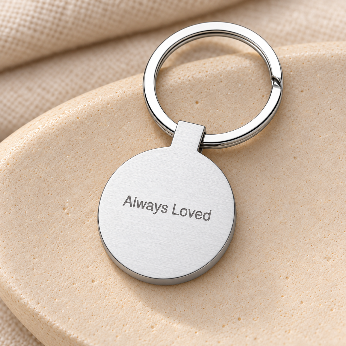 Hearts Round Fingerprint Keychain — rear engraving — evr4799ss