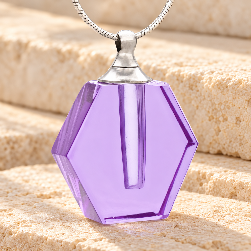 Glass Locket Violet Integrity Cremains Locket — main — evr2082