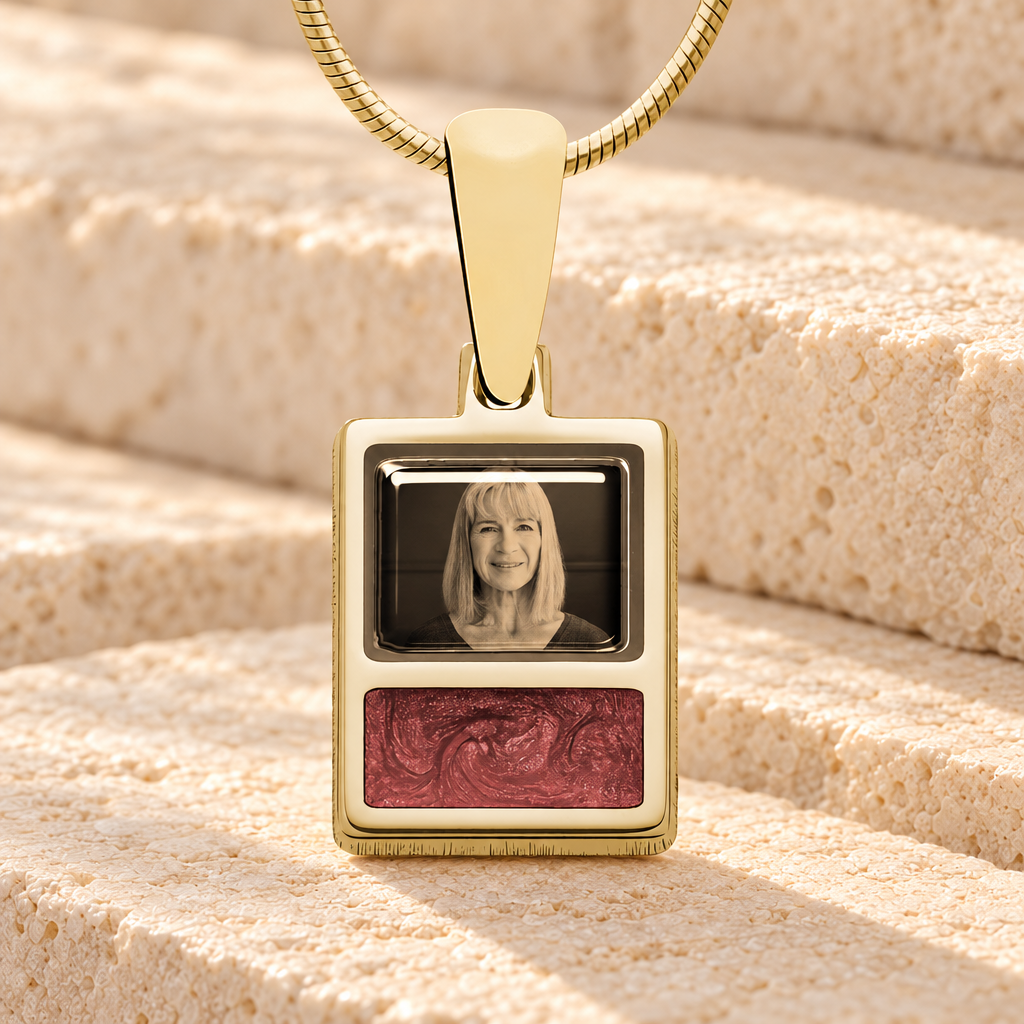 Rectangle 14K Gold Picture Pendant With Garnet Ashes — main product image