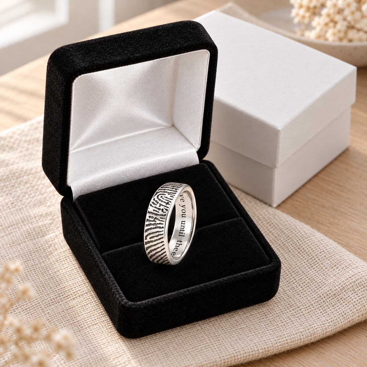 Standard Women's Sterling Silver Fingerprint Ring — gift box — evr30000s