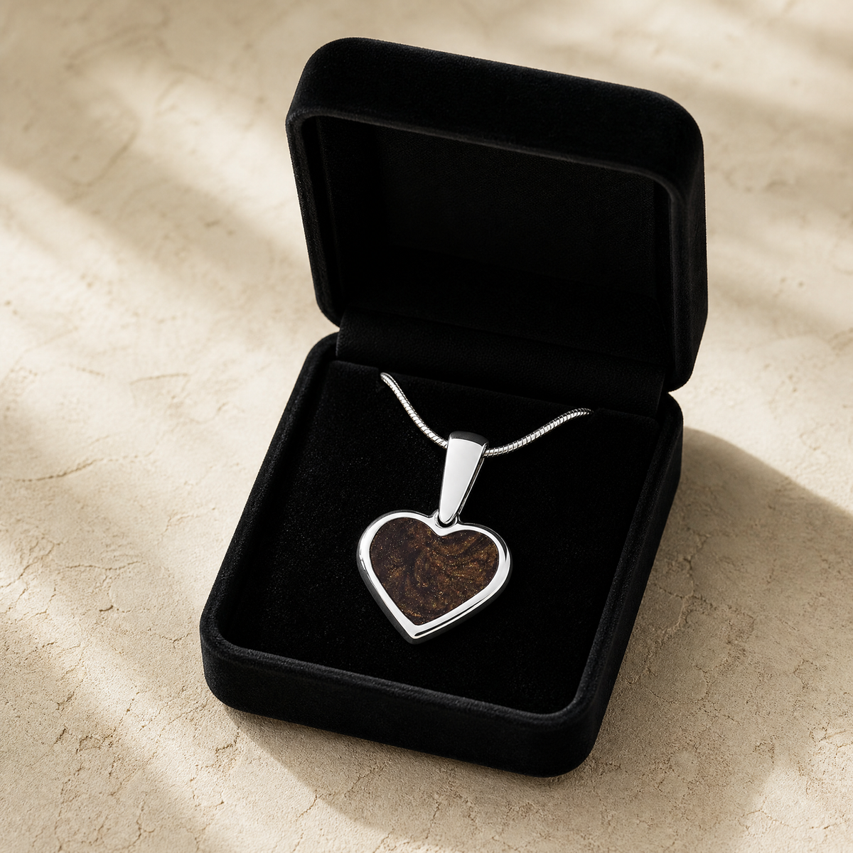 Solid 14K White Gold Winnipeg Heart Ash Resin Jewelry