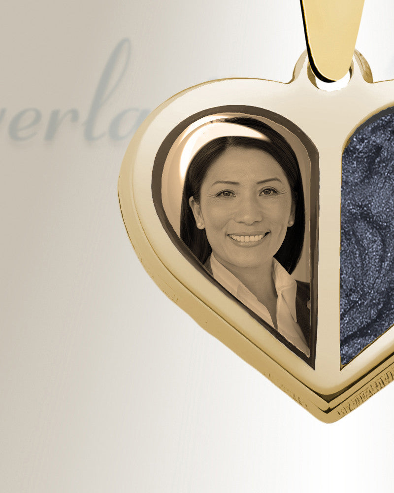 Two Heart 14K Gold Picture Pendant With Argentine Ashes