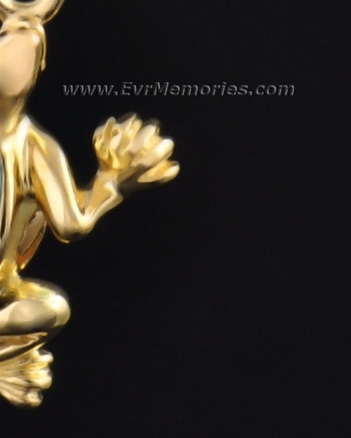 Gold Plated Gallant Gecko Memorial Pendant