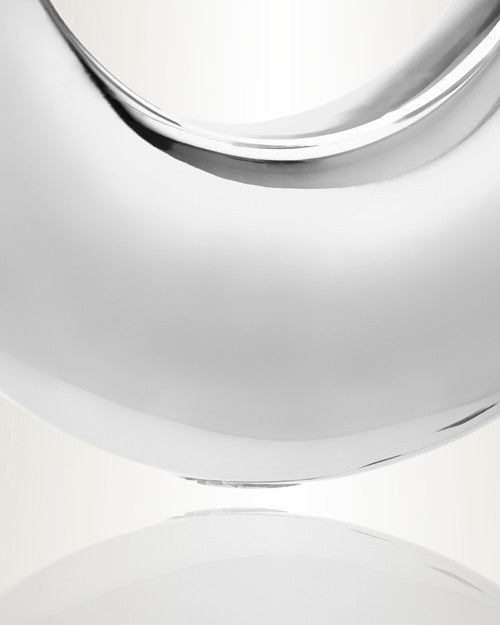 14K White Gold Timeless Urn Necklace