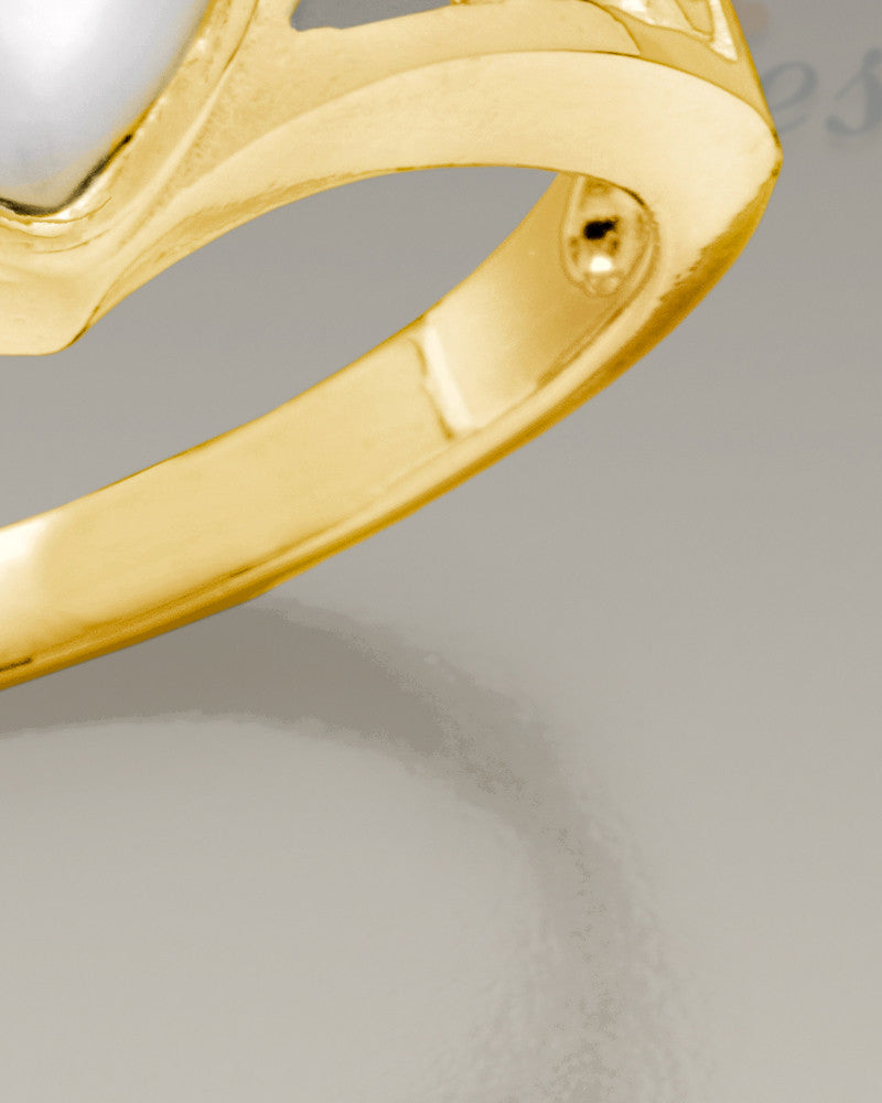 Women's 14K Gold Mother of Pearl Cremation Ring