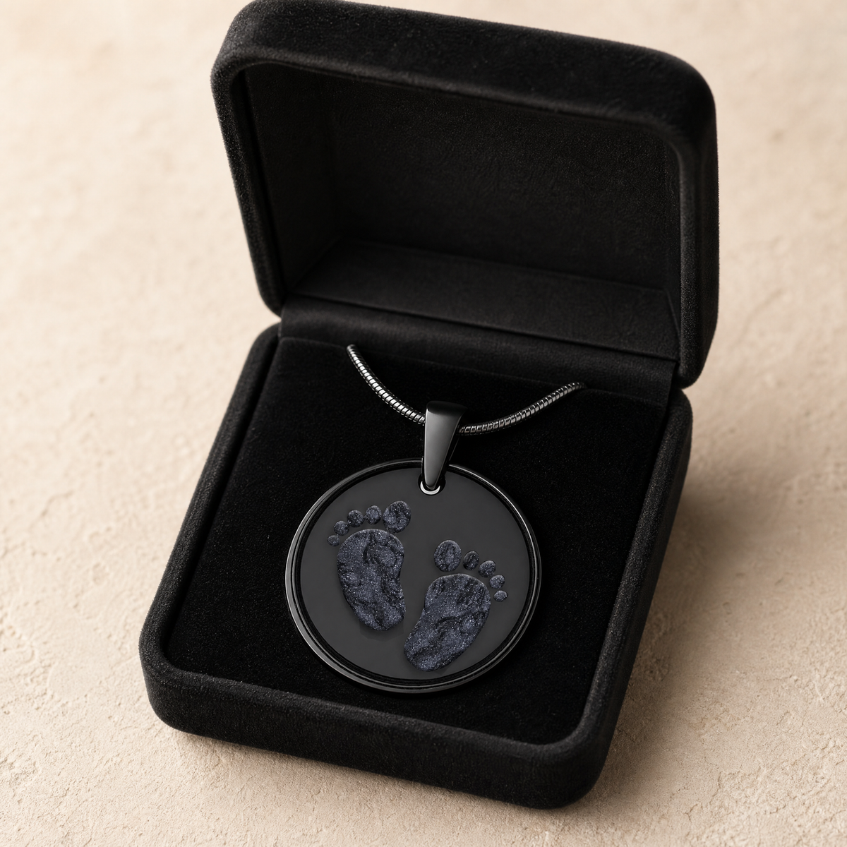 Lasting Imprint Round Black Finish with Slate Ash Resin Jewelry