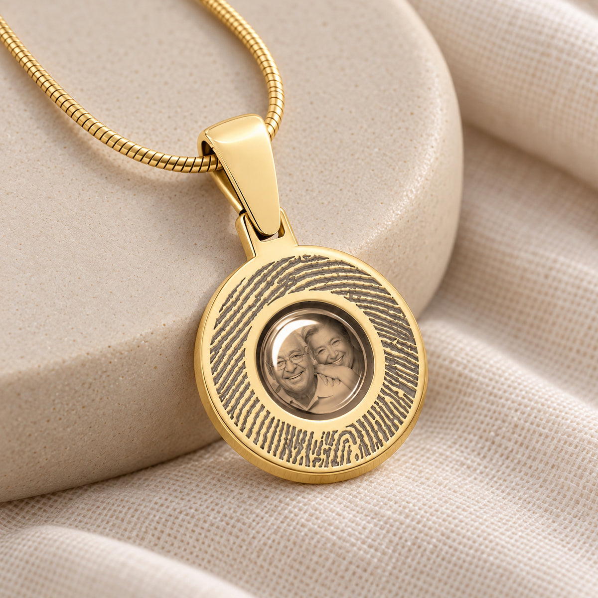 Forever Round 14K Gold Fingerprint And Picture Pendant — alternate view