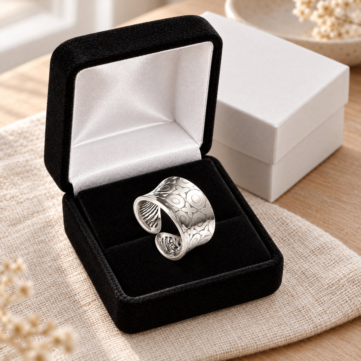 Titan Sterling Silver Fingerprint Ring — gift box