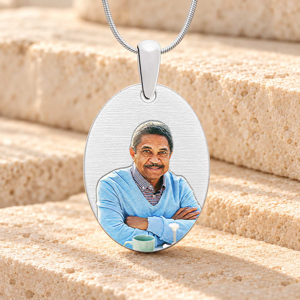 Silver Circular Color Portrait Photo Pendant — main — evr6588sfc