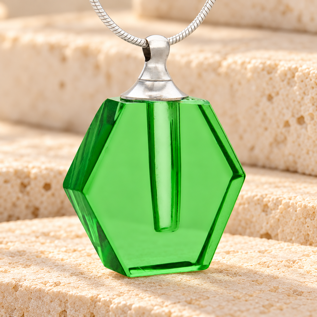 Glass Locket Emerald Integrity Pendant Keepsake — main — evr2084