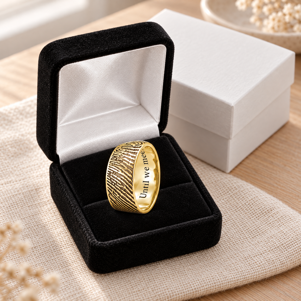 Men's Standard Solid 14k Gold Fingerprint Ring — gift box — evr30001kg