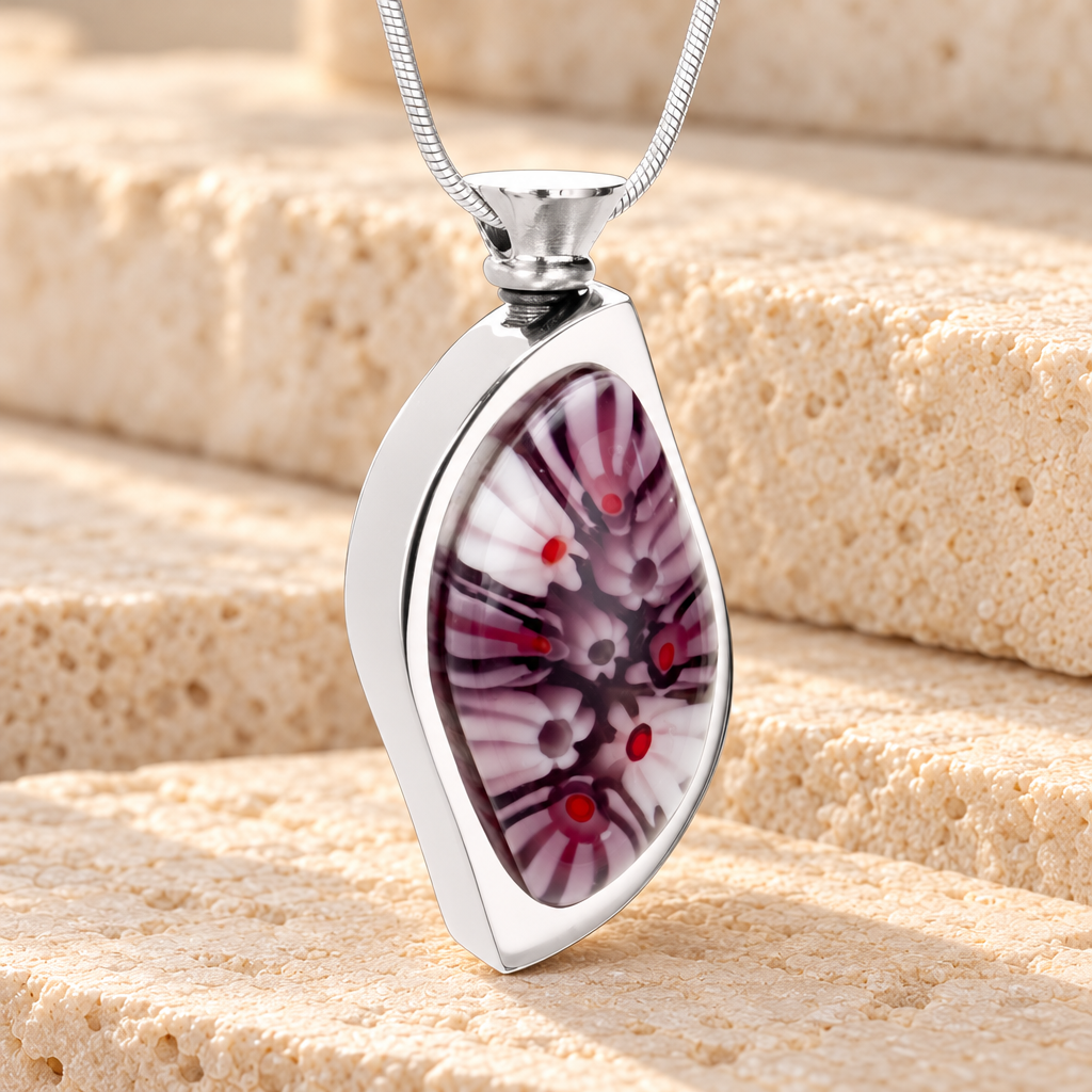 Mulberry Moments Leaf Cremation Locket — main — evr6084