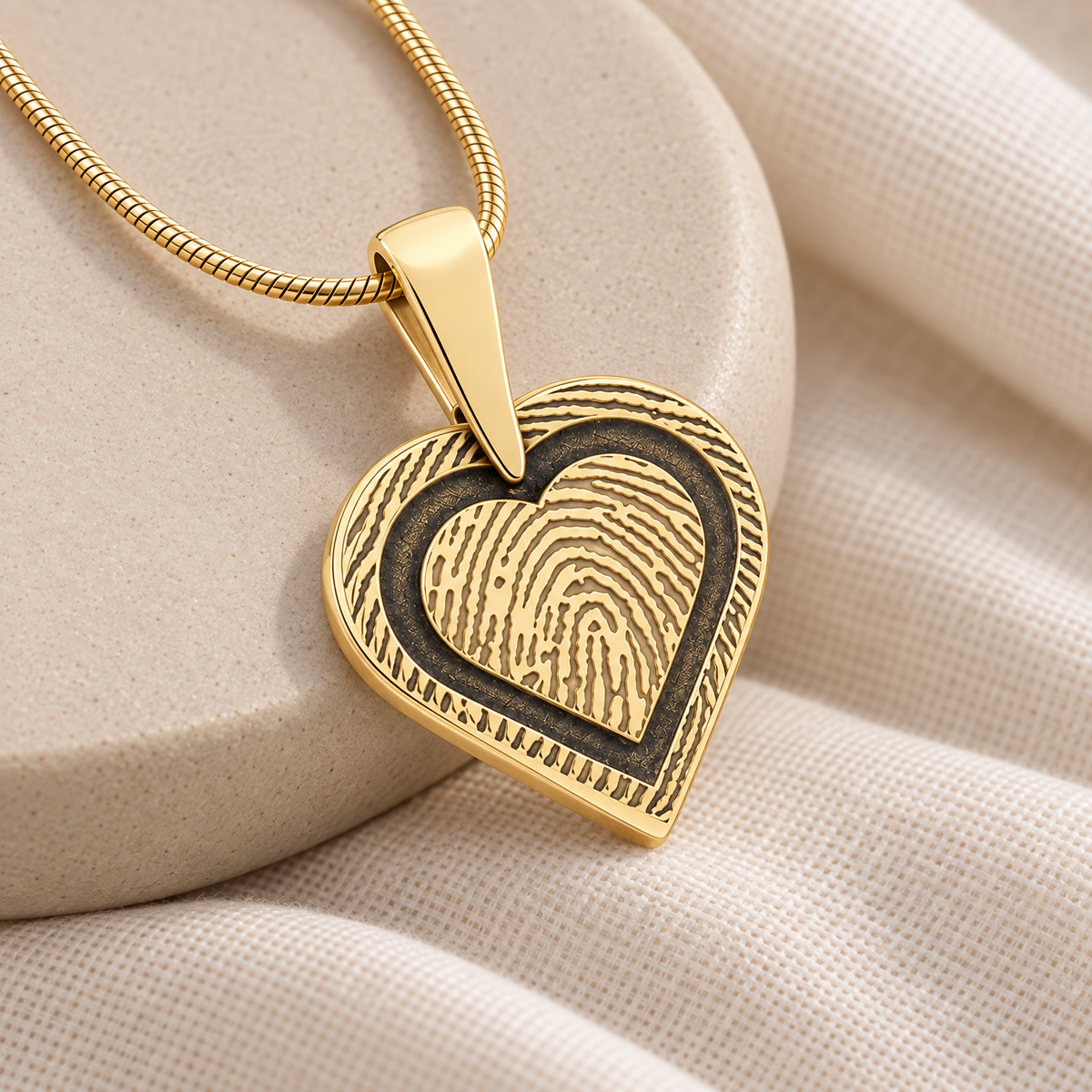 Solid 14k Gold Classic Heart Fingerprint Necklace — alternate view — evr4718kg