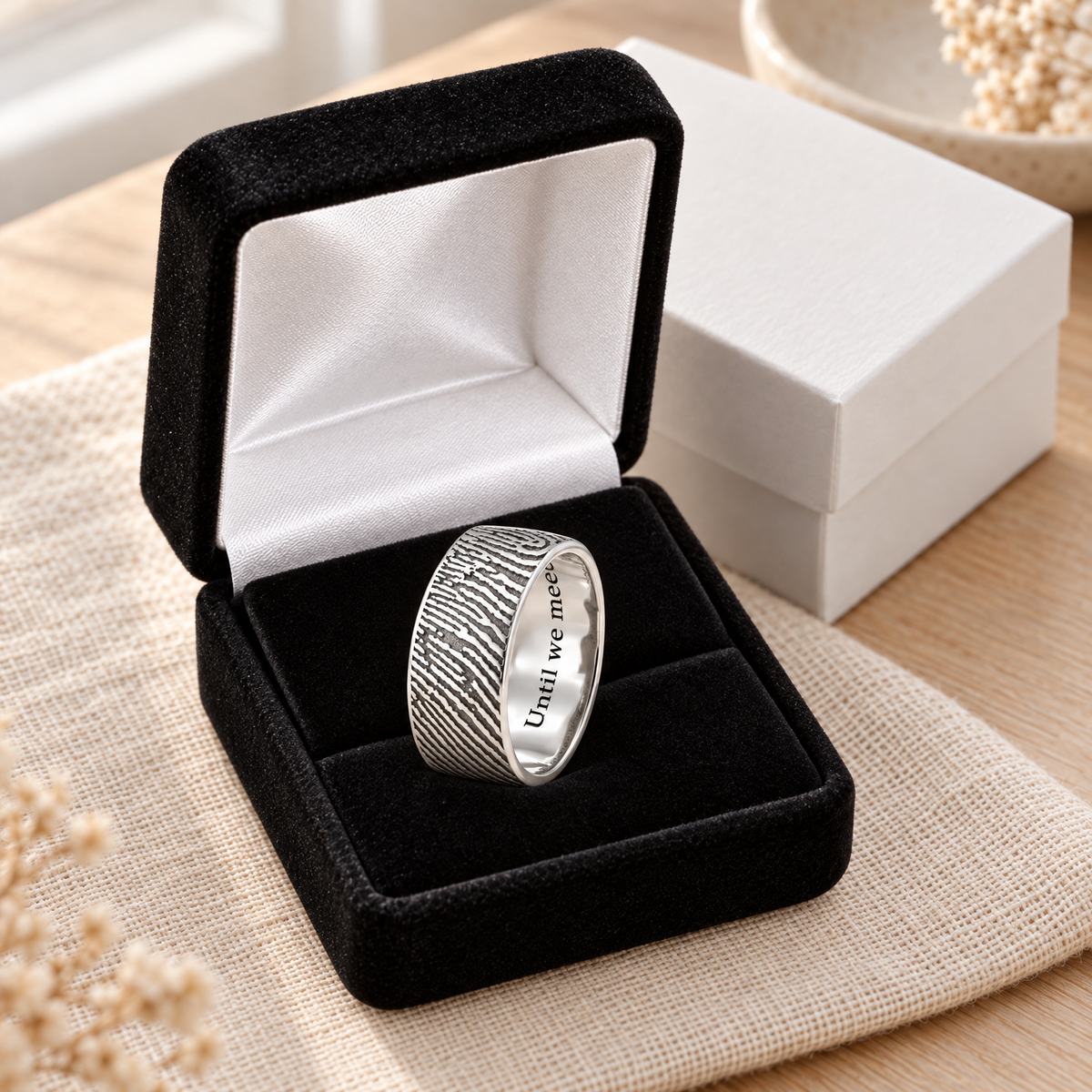 Men's Standard Sterling Silver Fingerprint Ring — gift box — evr30001s